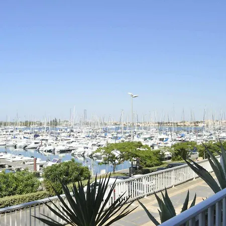 Studio Cap D'Agde, 1 Piece, 4 Personnes - Fr-1-249-344 Agde